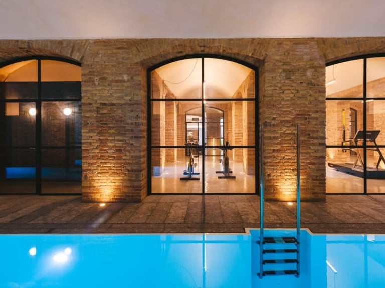 apartamentos de lujo barcelona casa bures piscina