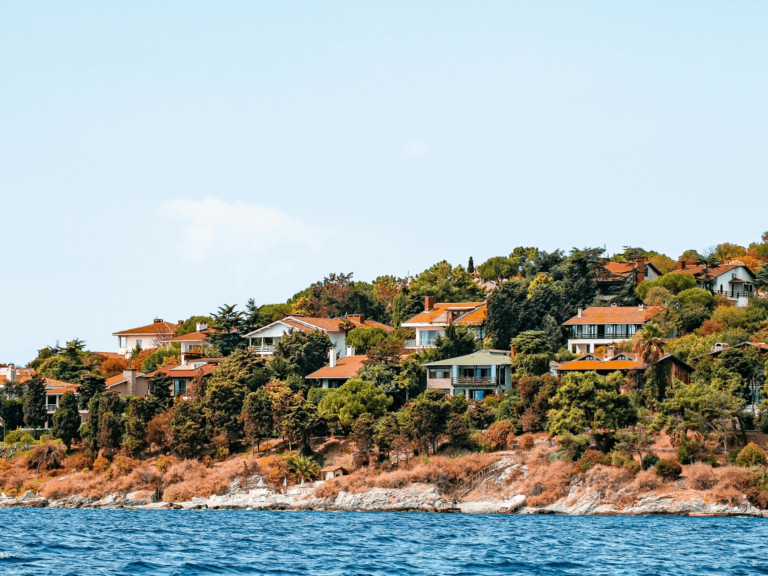 Se siguen construyendo casas frente al mar