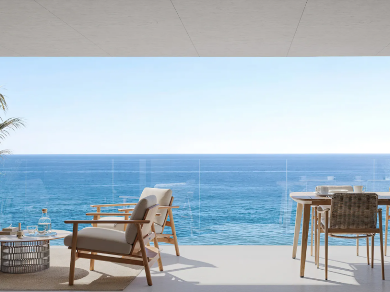 Piso con terraza en Barcelona con vistas al mar